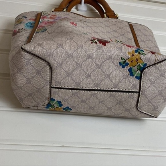 Steve Madden Bjapan floral crossbody bag - Picture 6 of 10